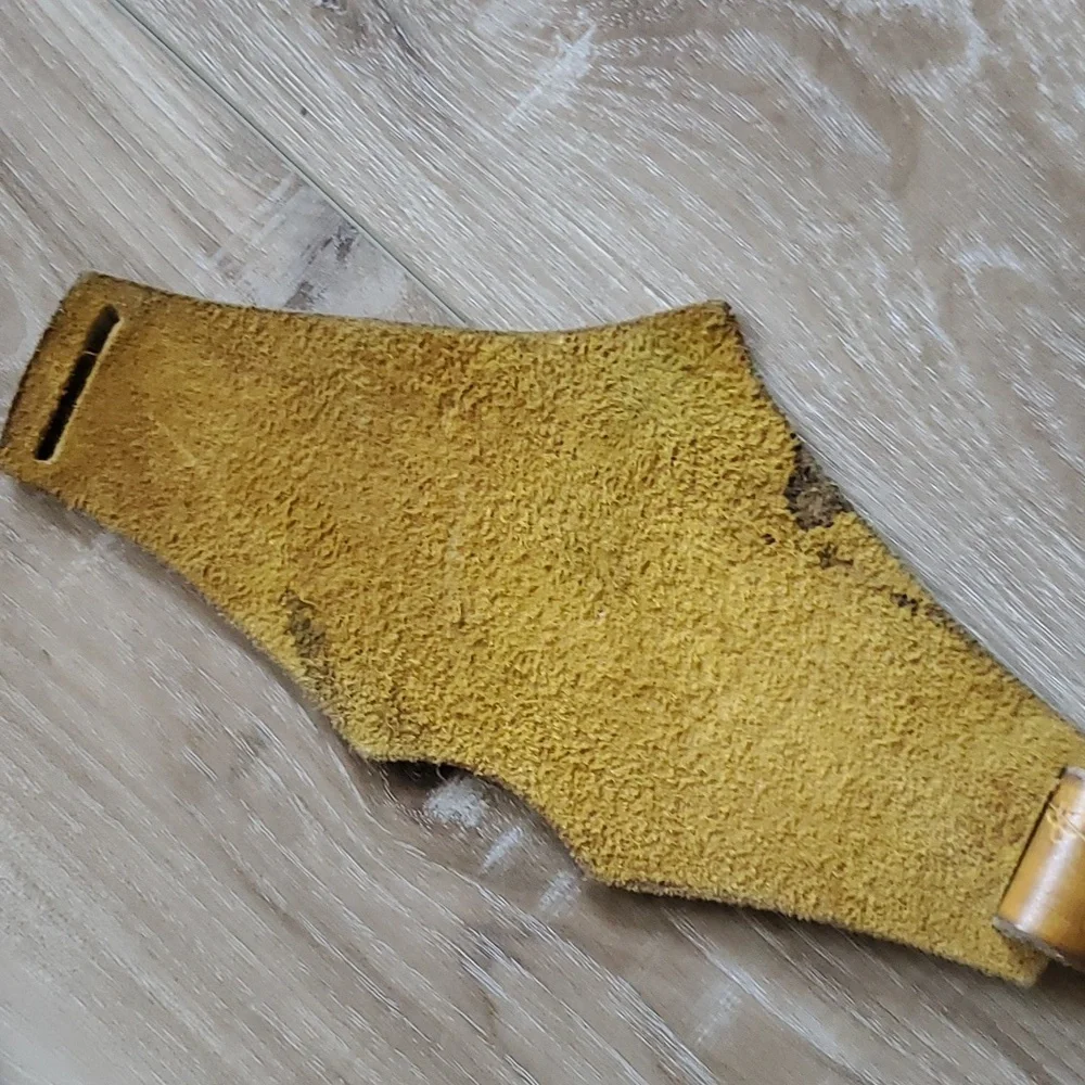 Rare Vintage 60's-70's Tooled Leather Belt - Picture 8 of 10